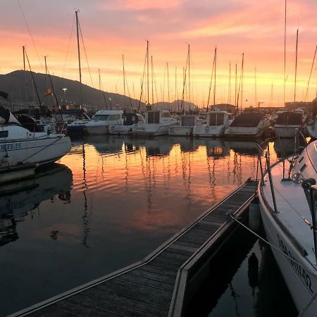 Yate De Lujo En Getxo Hotel Kültér fotó