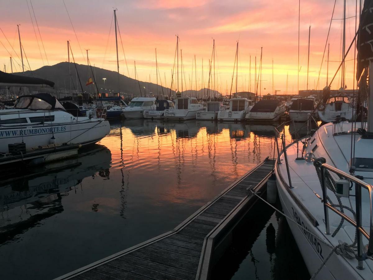 Yate De Lujo En Getxo Hotel Kültér fotó